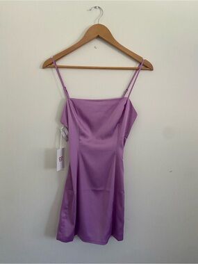NWT Aritzia - Sunday Best Shimmer Dress – Amethyst Lilac (Size 0)